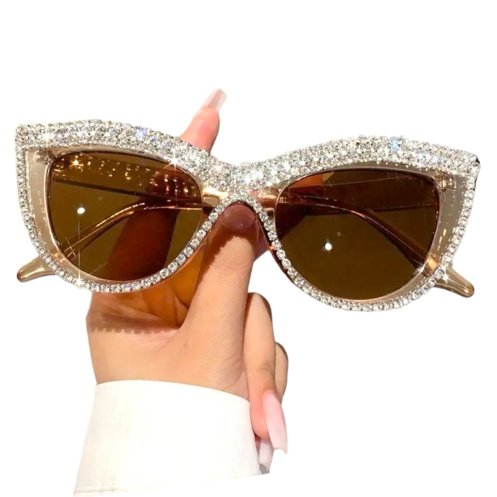 Rhinestone Bling Cat Eye Sunglasses in Champaign Brand New - Picture 12 of 12